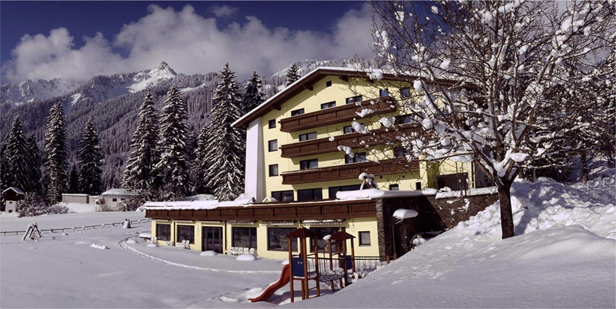 Haus Diana Hotel Reutte Exterior foto